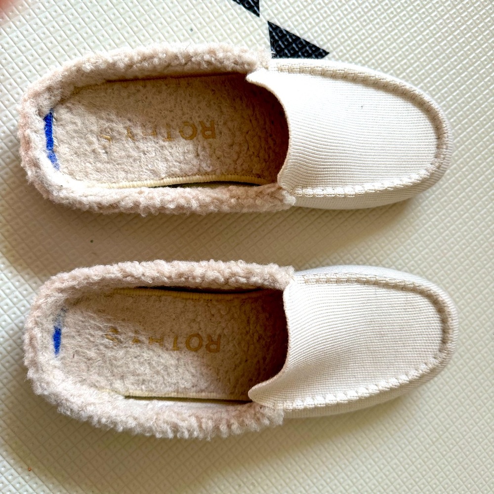 Rothy’s Slides